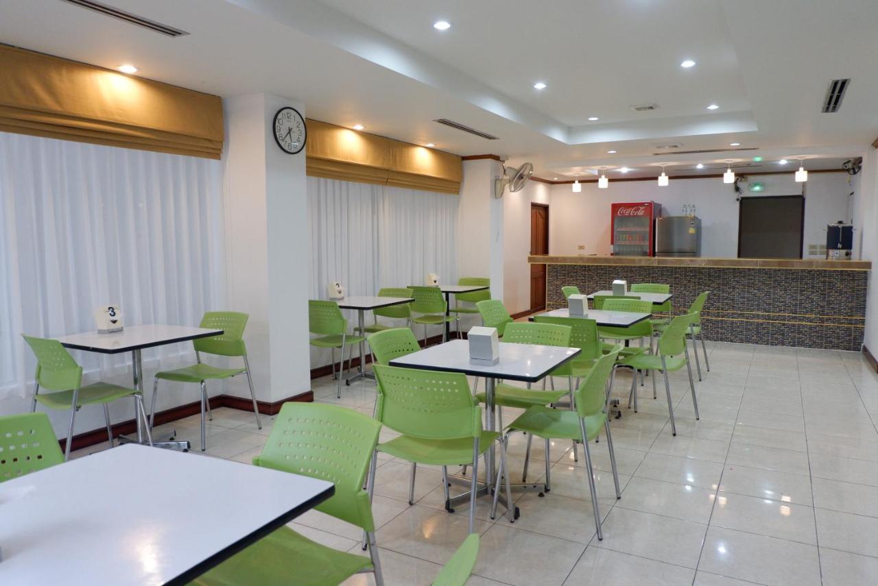 Auychai Grand Hotel Lang Suan 외부 사진