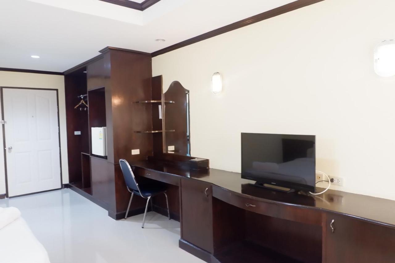 Auychai Grand Hotel Lang Suan 외부 사진