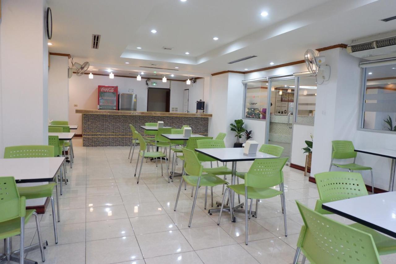Auychai Grand Hotel Lang Suan 외부 사진
